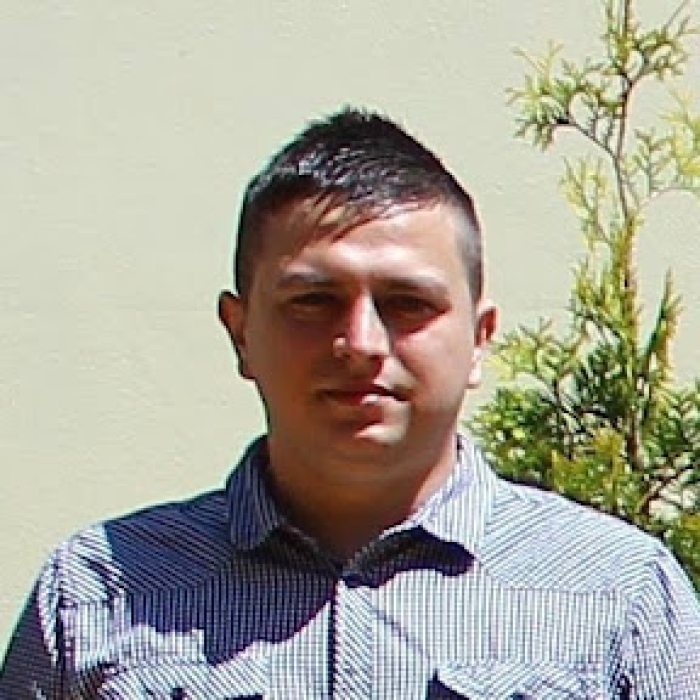 Profile picture for user Valentin Zsigmond