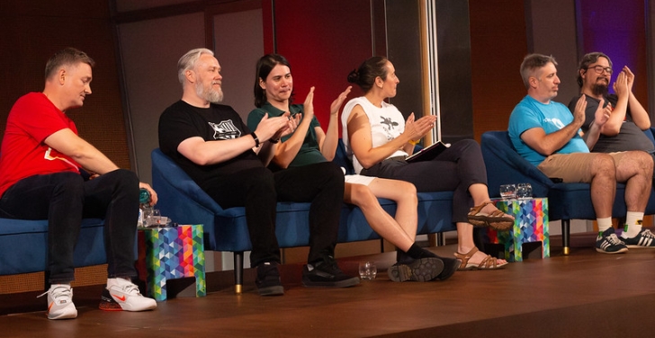 Starshot track leads on stage at DrupalCon Barcelona 2024, photo credit Christian Ziegler