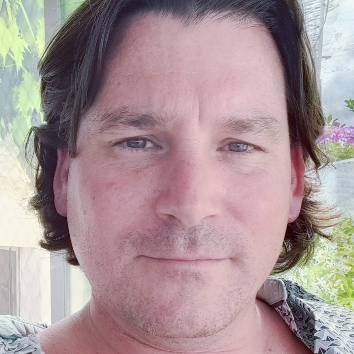 Simon White_portrait