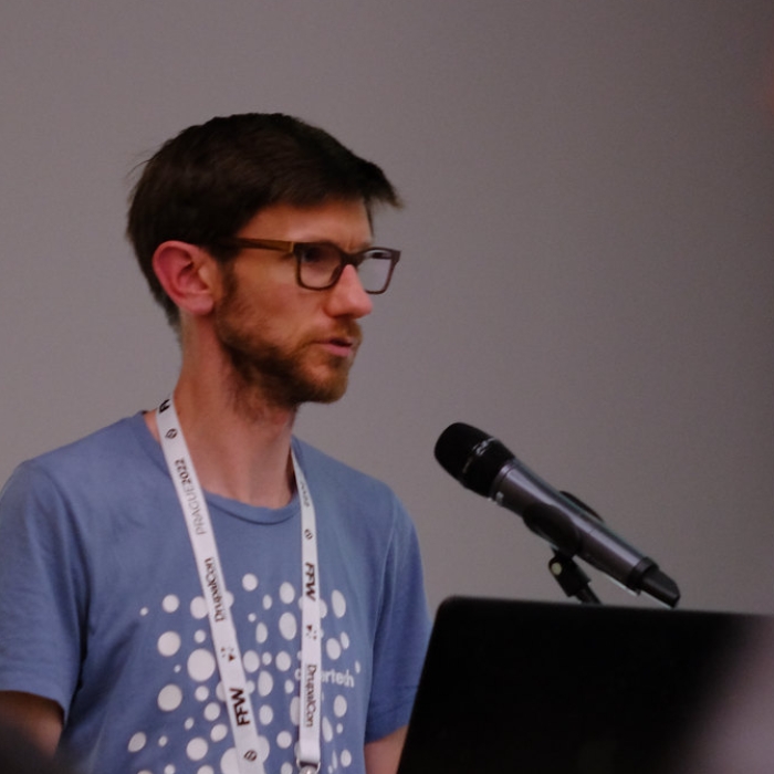Tom Bamford talks about accessibility at DrupalCon Prague