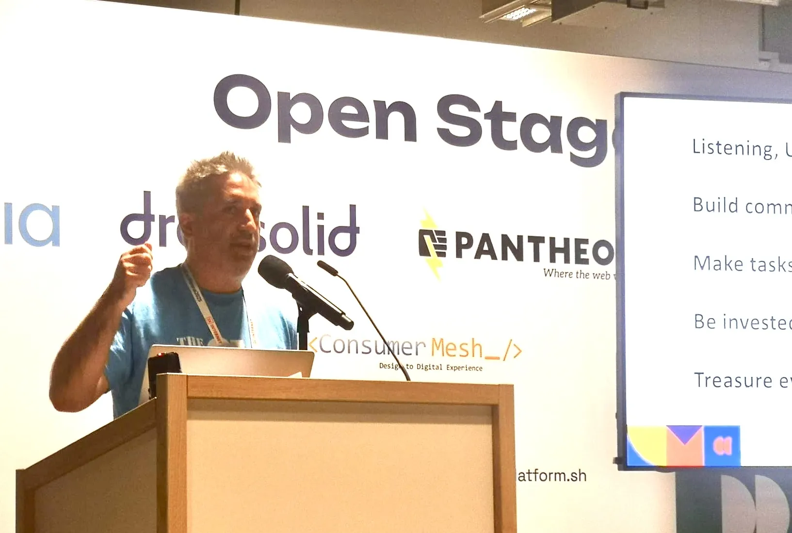 Tony Barker on the open stage at DrupalCon Vienna 2025